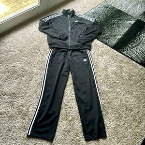 Adidas sweatsuit